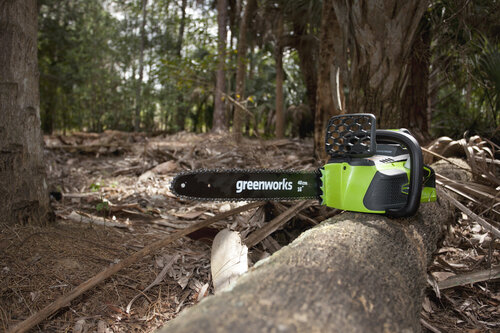 40V Brushless Chainsaw 40cm (16) - Greenworks Australia