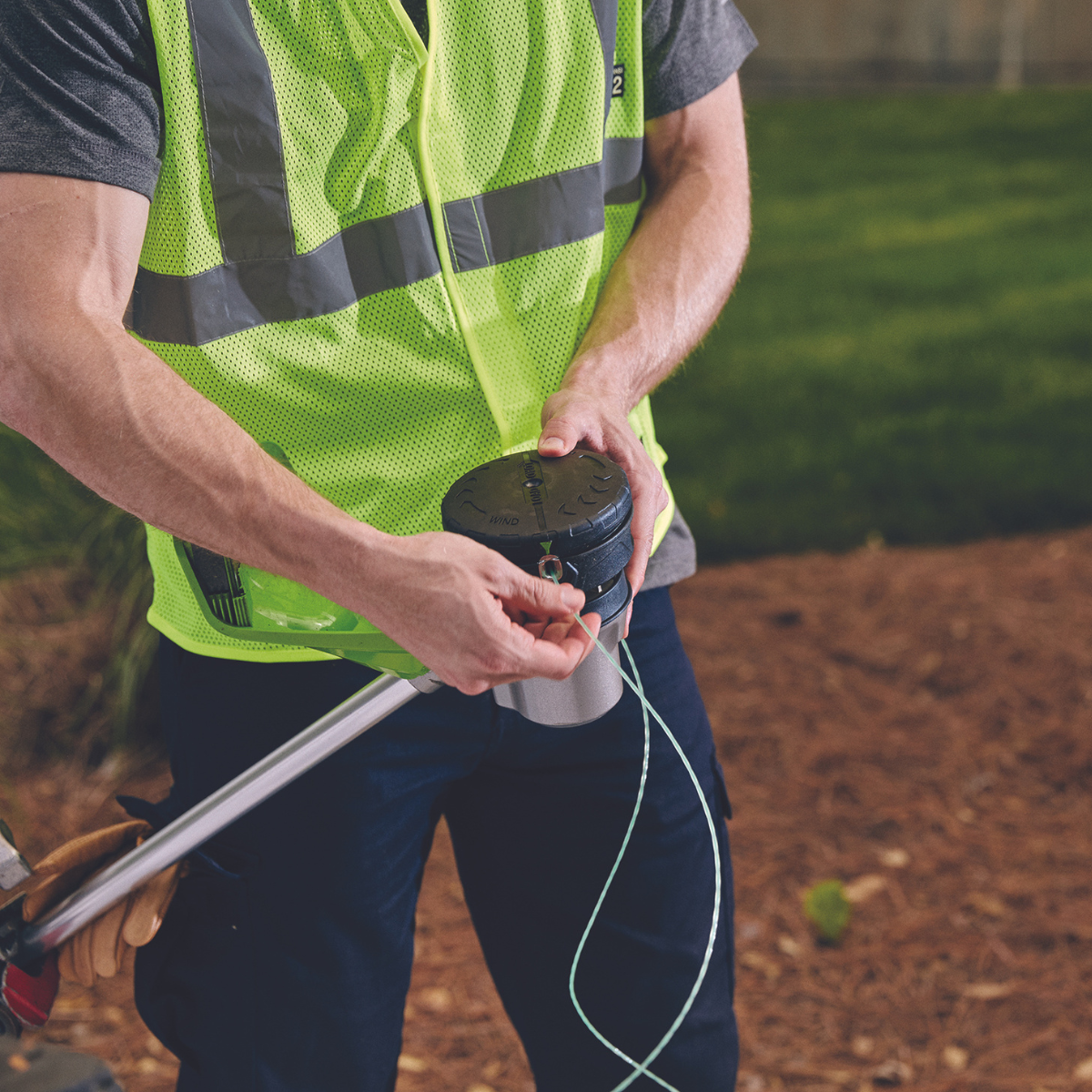 Image of Straight shaft hand grass trimmer